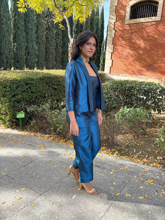 CONJUNTO MONO Y CHAQUETA AZURETTA